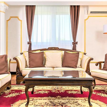 My Hotel Apartments Bukares Bagian luar foto