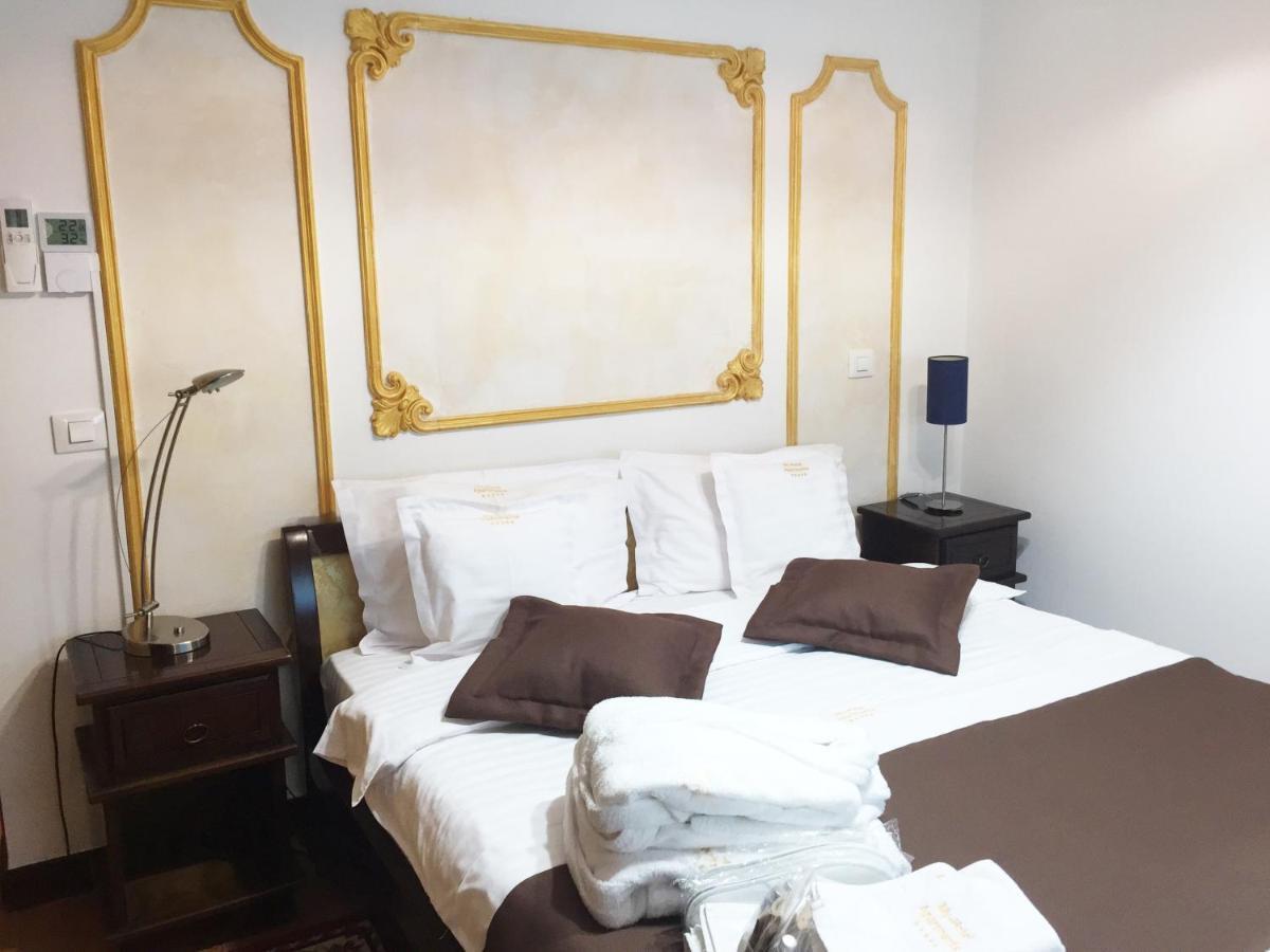 My Hotel Apartments Bukares Bagian luar foto