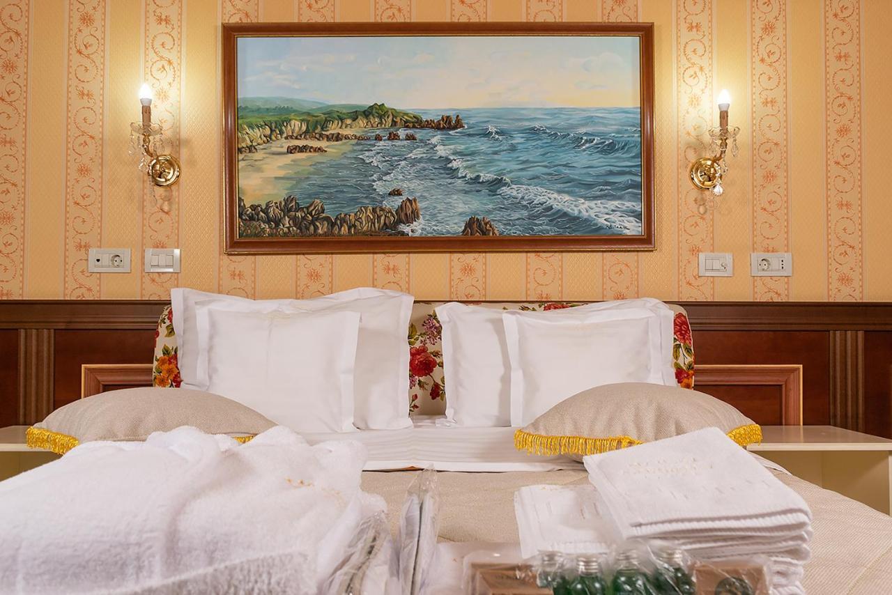 My Hotel Apartments Bukares Bagian luar foto