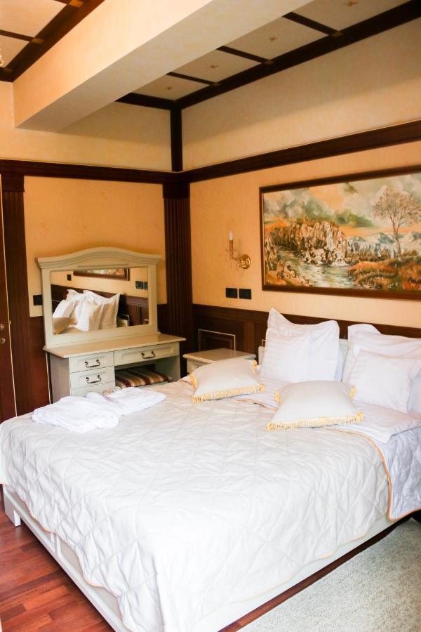 My Hotel Apartments Bukares Bagian luar foto